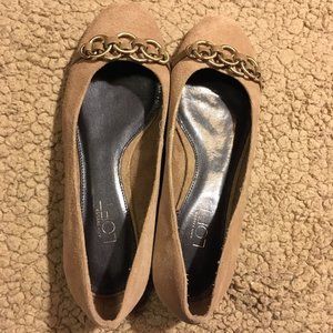 Ann Taylor LOFT Tan Flats with Chain